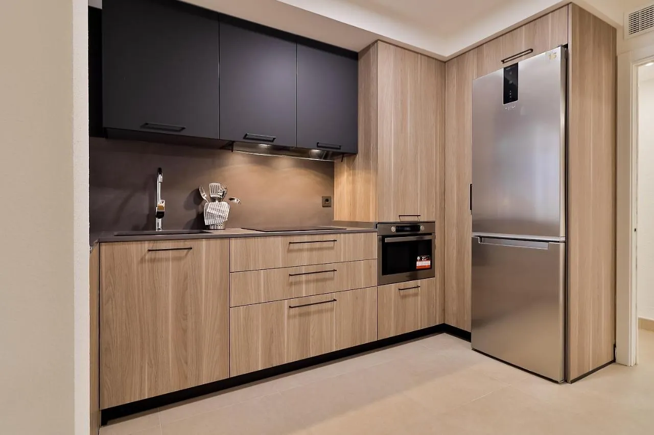 C23 Lovely 4 Bedroom Close To Maria Zambrano Malaga