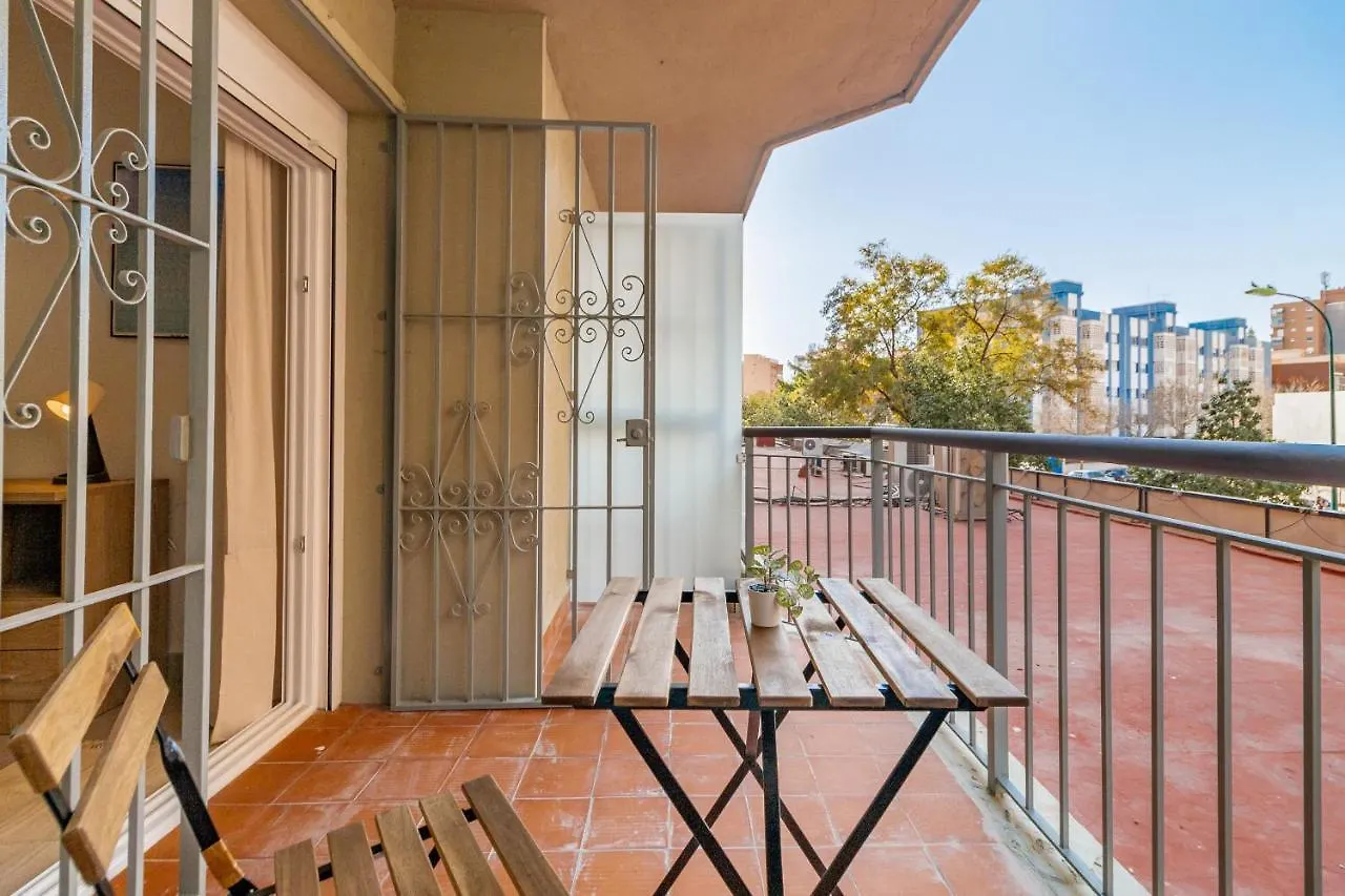 Apartment C23 Lovely 4 Bedroom Close To Maria Zambrano Malaga Spain