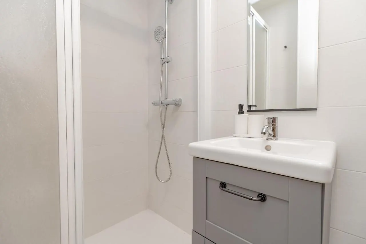 C23 Lovely 4 Bedroom Close To Maria Zambrano مالقة إسبانيا