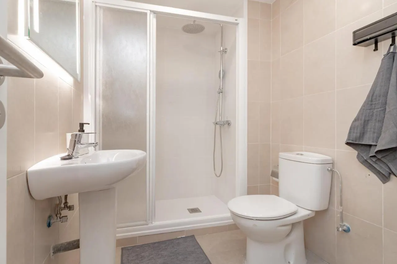 C23 Lovely 4 Bedroom Close To Maria Zambrano مالقة 0*,  إسبانيا