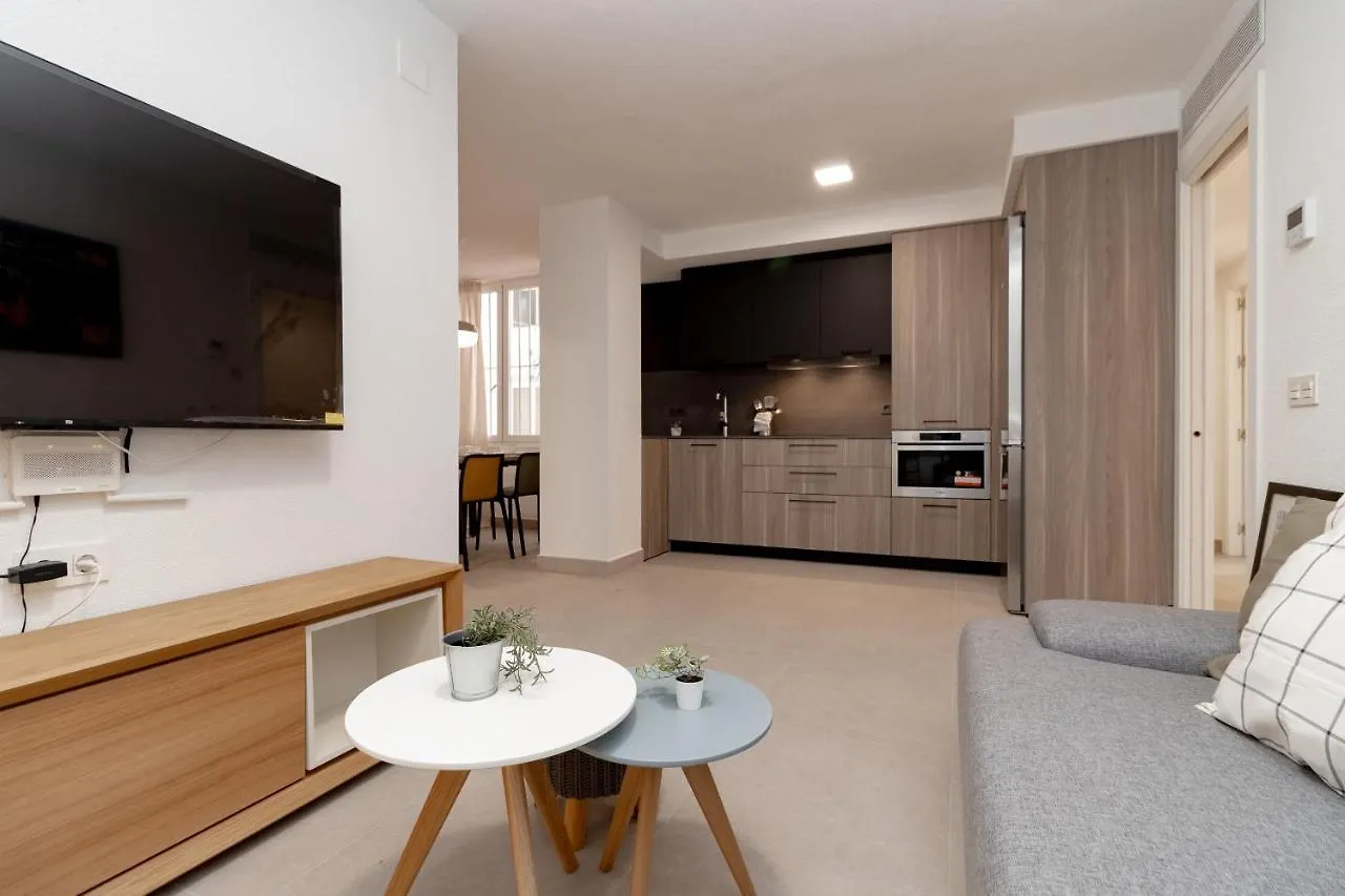 C23 Lovely 4 Bedroom Close To Maria Zambrano Malaga